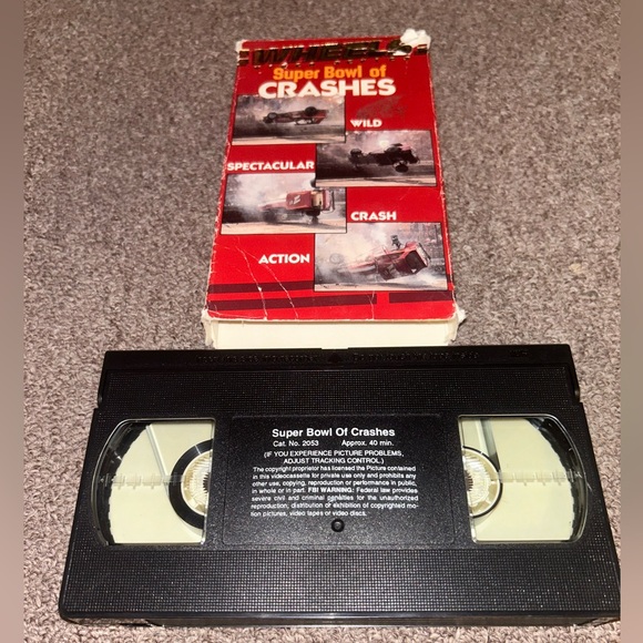 ~6/$10 MOVIES VHS/DVDS~ VHS Super Bowl Of Crashes Wheels Video Series 1988-1989 - Picture 3 of 5